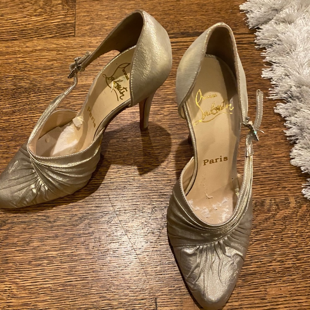 louboutin heels diamond